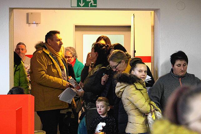 Die große Hilfsaktion für Michaela Meyer im Januar 2020: 800 Menschen lassen sich in Donaueschingen beim Roten Kreuz typisieren, um für ...