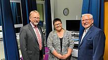 Sehen optimistisch in die Zukunft: Der neue MVZ-Geschäftsführer Franz Markus Pusel, seine Assitentin Kerstin Guhl und der scheidende ...