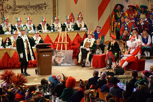 Bild 16: Bilder von der Narrengerichtsverhandlung gegen Annegret Kramp-Karrenbauer (1)