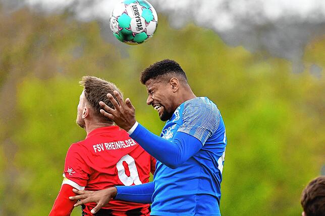 Bild 4: SV Weil gewinnt Derby gegen den FSV Rheinfelden mit 2:1 &ndash; und wir haben Bilder!