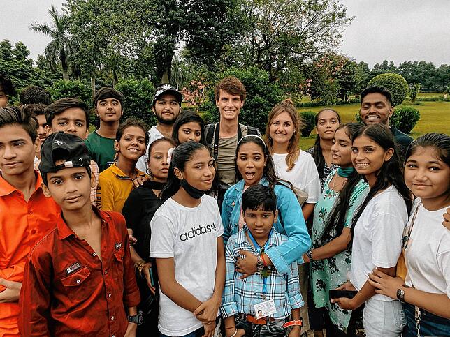 Besonders in Indien wollten viele Menschen Selfies mit dem Backpacker-Paar vom Hochrhein machen.