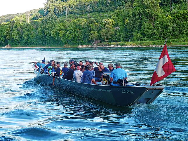 Der Wasserfahrverein Ryburg-Möhlin bietet den Jubiläumsgästen Bootstouren an.