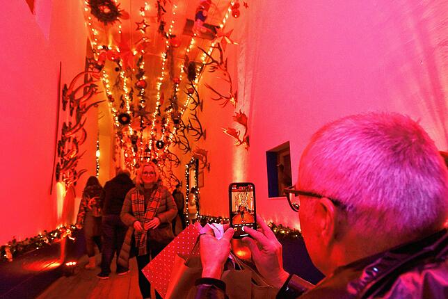 Fürstenberg-Weihnachtswelt im Marstall in Donaueschingen: Impressionen vom Samstag Nachmittag, 26. November 2022: Tausend Mal ...