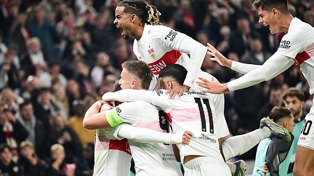 Kollektiver Jubel: Der VfB freut sich über das 1:0 gegen Vigo.
