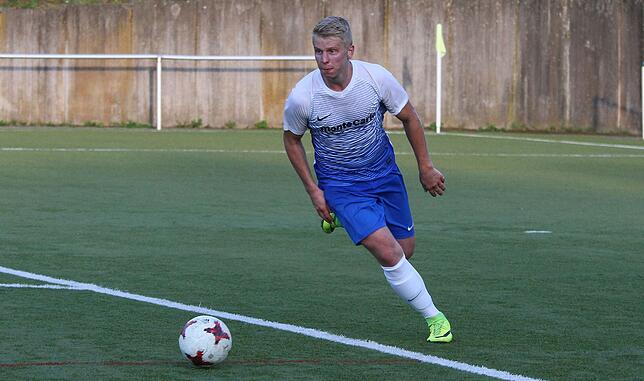 Pause in der Vorrunde: Daniel Schäuble der im Sommer vom FC Hausen kam, verabschiedet sich bei der Spvgg Brennet-Öflingen nach der ...