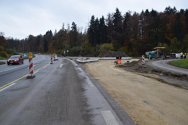 Bild 25: Fotos von der Straßenbaustelle zwischen B313 und Wahlwies aus: Alles nimmt langsam wieder Form an