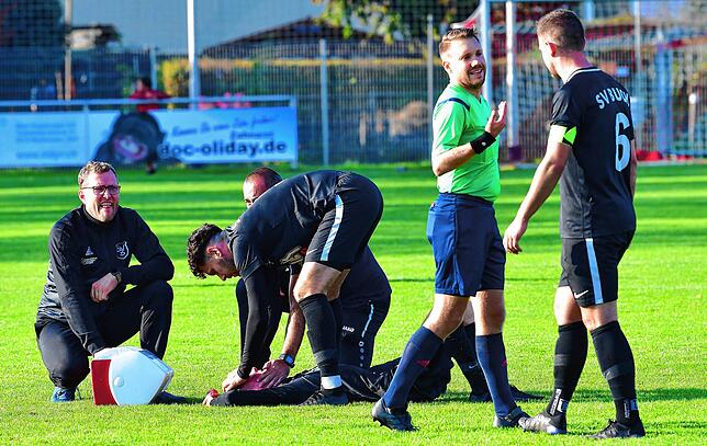 Bild 24: SV Buch siegt mit 2:0 beim enttäuschend auftretenden SV Jestetten &ndash; und wir haben die Bilder!