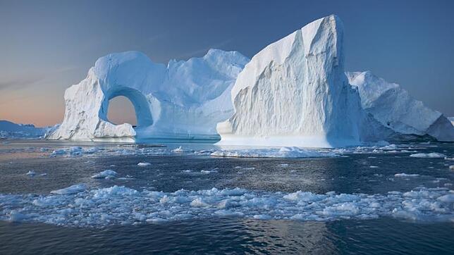 Das Foto von Markus Mauthe, das bei der Vernissage zu sehen sein wird, zeigt einen Eisberg im Ilulissat Eisfjord in Grönland.