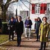 Dorothea Wehinger (vorne rechts) war zu Besuch im Jüdischen Museum in Gailingen. Dort sprach sie mit (v.l.): Heinz Brennenstuhl, Gert ...