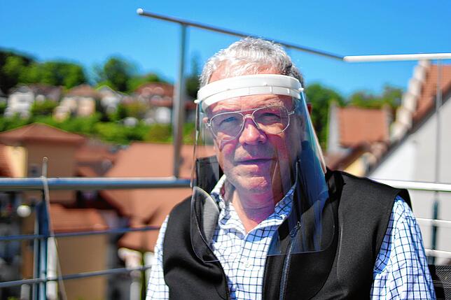 Bild 6: Als Brillenträger nicht mehr den vollen Durchblick? Ein Optiker weiß Rat, wie Sie auch mit Brille und Maske &bdquo;auf Sicht&ldquo; fahren