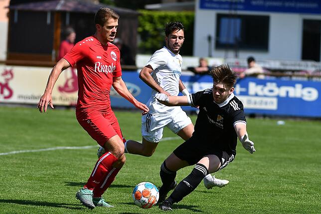 Bild 5: SV 08 Laufenburg unterliegt mit 1:3 bei der Reserve des Bahlinger SC &ndash; und wir haben Bilder!