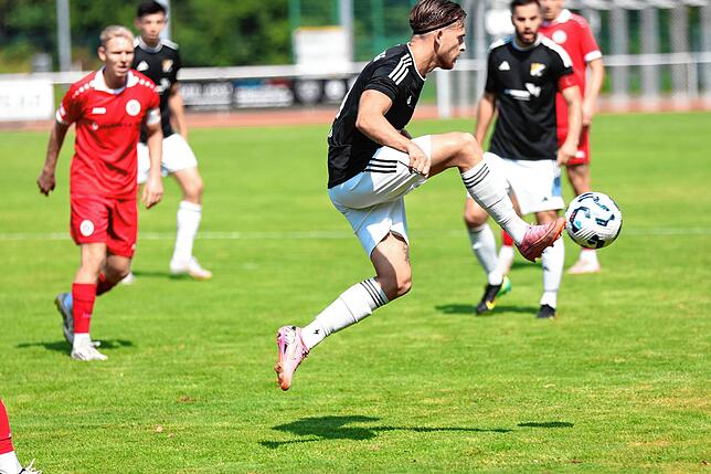 Bild 25: SV 08 Laufenburg besiegt den SC Pfullendorf mit 3:1 – wir haben Fotos!