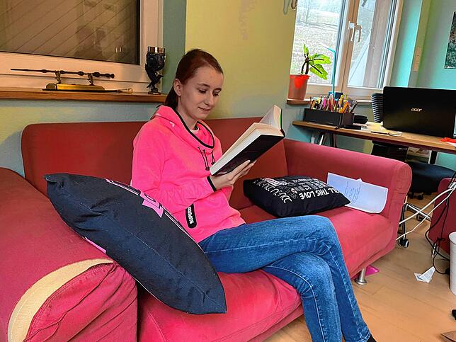 Smilla liebt es, zu lesen und dabei ganz in die Welt der Bücher zu versinken. Für sie ist es ein wichtiger Ausgleich zum oft so ...