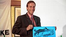 Johan Neeskens bei der Präsentation als neuer Trainer beim FC Singen 04. Der Niederländer starb am 6. Oktober.