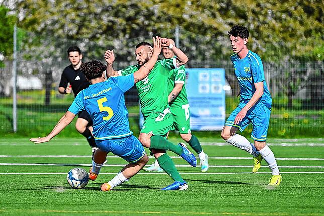 Bild 11: SV Herten besiegt den SV Jestetten mit 5:0 – und wir haben Fotos!
