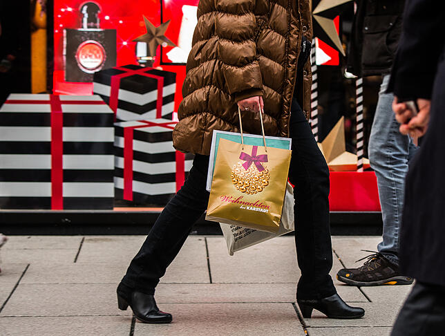 1,2 Prozent: So hoch ist derzeit die Inflation in Deutschland. Wer sein Geld (fast) unverzinst auf dem Sparbuch liegen lässt, verliert ...