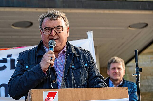 Bild 9: Bilder von der Kundgebung für Demokratie und Toleranz in Friedrichshafen