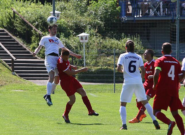 Bild 12: FC Erzingen startet mit einem 5:1-Sieg gegen den FC RW Weilheim &ndash; und wir haben Bilder!