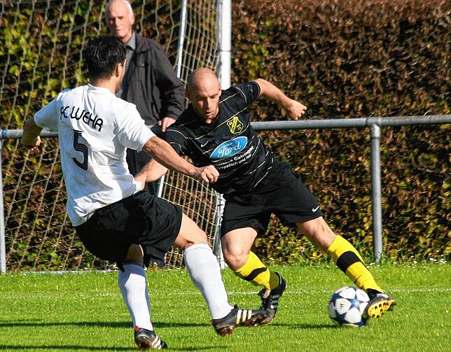 Bild 17: Schnappschüsse aus der Bezirksliga-Saison 2011/2012