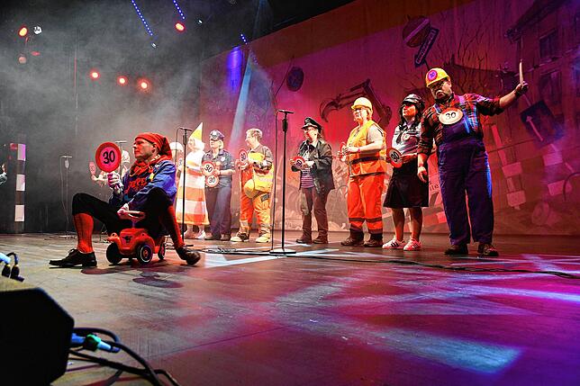 Der Poppele-Chor nimmt das Tempo-30-Limit in der Stadt aufs Korn.