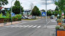 Der Fußgängerüberweg am Dillplatz. Laut einem Bericht der Polizei wurde ein 14-jähriges Mädchen hier mitten auf der Straße von einem ...