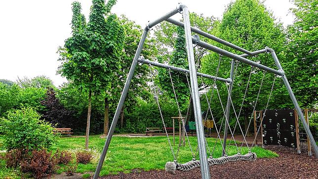 Am gestrigen Dienstag war der Spielplatz an der östlichen Uferstraße noch verwaist. Doch das dürfte ab heute anders aussehen.