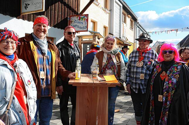 Bild 20: Unadinger Umzug ein ideenreiches Fastnachtsspektakel