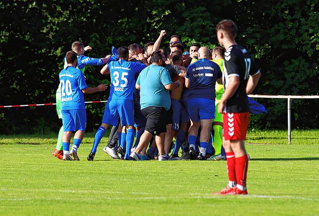 Bild 1: Die besten Bilder vom Bezirkspokalfinale zwischen Anadolu Radolfzell und dem SC Konstanz-Wollmatingen