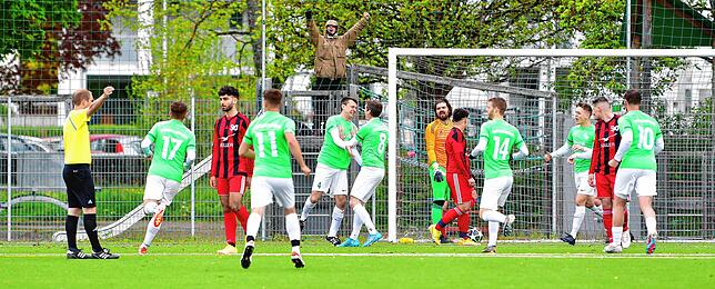 Bild 1: SG Mettingen/Krenkingen siegt 2:0 beim SV Jestetten – und wir haben Bilder!