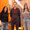 Kantorin Pia Löb, Pfarrer Alexander Philipp und Gemeindepädagogin Selina Schneider (von links) vor der frisch renovierten Orgel in der ...