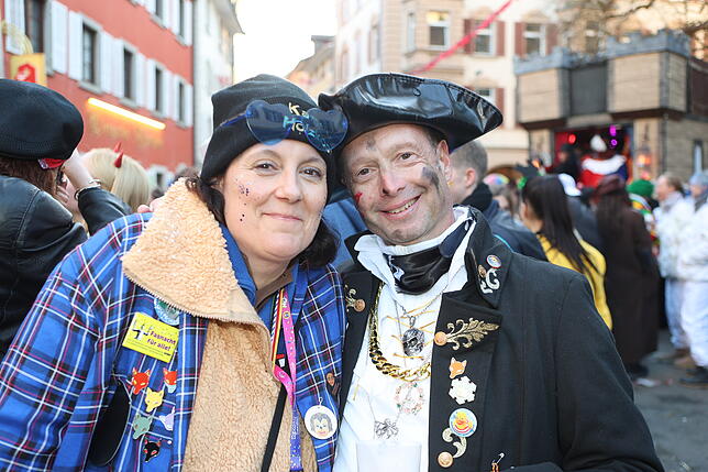 Bild 2: Konstanzer Straßenfasnacht 2025: Die Altstadt wird zum Narrenparadies - Die Bilder vom Abend!