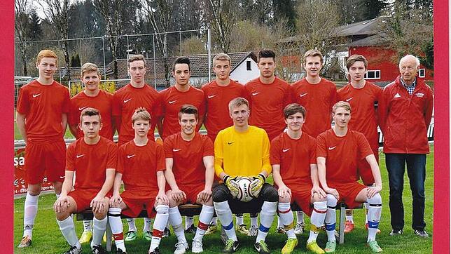 Die B-Junioren des Fußballclubs 09 Überlingen sind im Vorjahr Meister in der Landesliga Südbaden geworden und haben nach einem ...