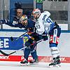 Die Wild Wings (rechts Sebastian Uvira) feiern gegen München einen 5:1-Sieg.
