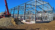 Die Linzgauhalle wurde wegen Einsturzgefahr gesperrt. Bis sie saniert ist, sollen Schul- und Vereinssport in einer Interimshalle ...