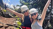 Theresia Bohnert mit ihrer Tochter Sarah beim Klettern am Mont Blanc in Chamonix, Frankreich. Die Abenteuerlust der Mutter hat sich ...