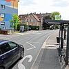 (Archivbild) Im Konstanzer Stadtteil Wollmatingen kommt es zum Unfall, als eine 21-Jährige die Straße überquert und dabei wohl nicht auf ...