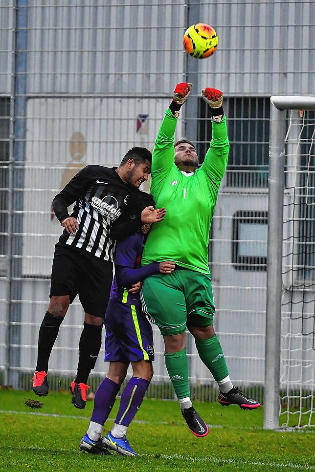 Bild 2: SV Buch siegt 4:0 beim Bosporus FC Friedlingen &ndash; und wir haben die Bilder!