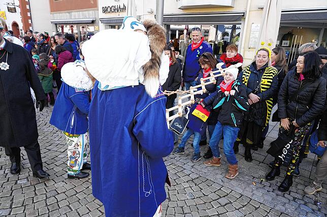 Bild 3: So schön war es am Dienstag beim großen Umzug in Villingen (Teil 1)
