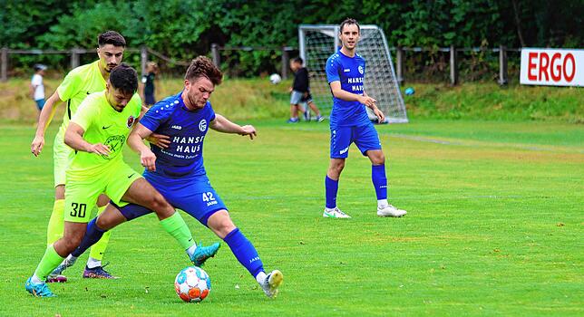 Bild 2: Die besten Bilder der Landesliga-Auftaktpartie Zwischen dem FC Radolfzell und dem TSV Singen