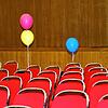 Die Eltern hatten sich mehr von ihrem Protest erhofft, doch zurück bleiben nur ein paar einsame Luftballons &ndash; und höhere ...
