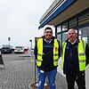 Maschinist Valentin Gießler und Schiffsführer Markus Bauhofer (von links) erleben einen ruhigen Streiktag am Fähranleger in Meersburg.