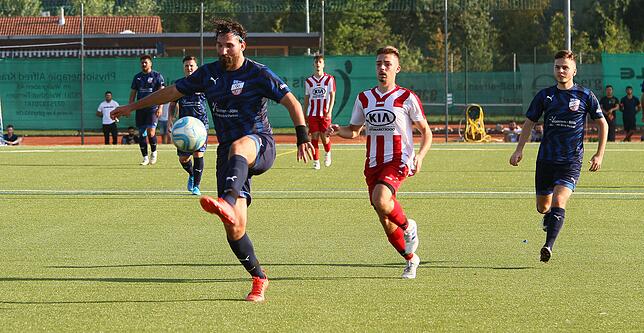 Bild 17: VfB Waldshut bezwingt den FC Tiengen 08 mit 4:0 im Derby &ndash; und wir haben Bilder!