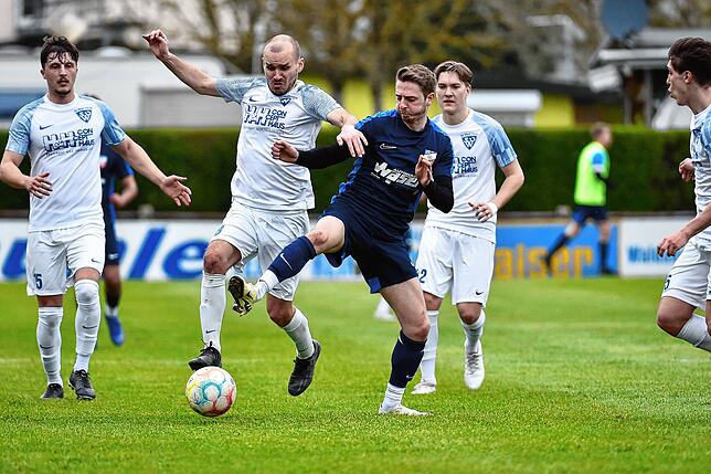 Bild 16: VfB Waldshut unterliegt dem SV Weil mit 0:7 &ndash; und wir haben Bilder!
