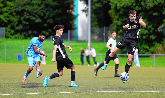 Bild 5: Unsere Bildergalerie vom Spiel des ESV Südstern Singen gegen den FC Teningen