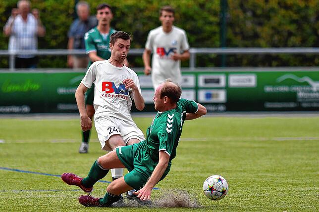 Bild 37: Spvgg. Untermünstertal siegt gegen FC Erzingen mit 2:1 &ndash; und wir haben Bilder!