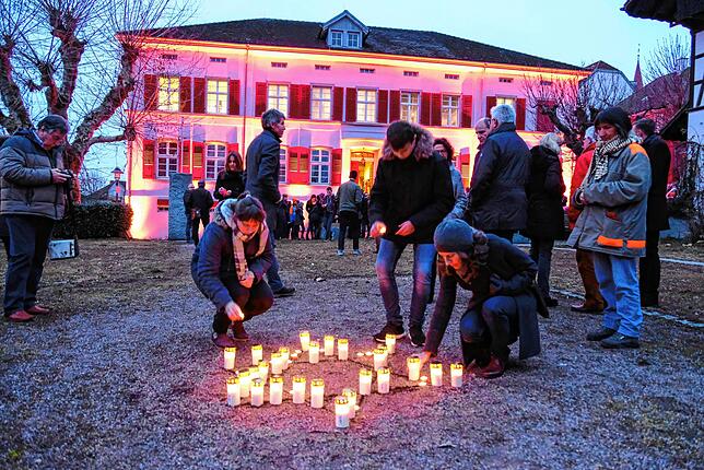 2020 gab es vor dem Museum die Aktion „Lichter gegen das Dunkel“ zum Gedenktag 75. Jahrestag der Befreiung des KZ ...
