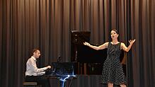 Andrea Mele und Natasha Sallès stimmen auf die neue Saison ein. Bild: Christiane Sahli