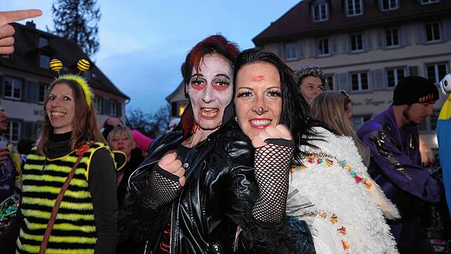Bild 7: Schmotziger Dunschtig: Die große Fasnachtssause ist noch nicht vorbei
