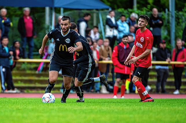 Bild 4: FC 08 Bad Säckingen rettet ein 1:1 im Derby gegen den FC Wallbach &ndash; und wir haben Bilder!
