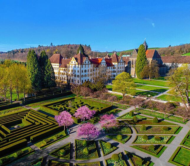 Das Schloss Salem aus der Vogelperspektive. Das beliebte Ausflugsziel könnte seine Türen vermutlich bald wieder für Besucher öffnen ...